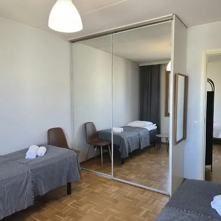 And Spacious For 8 With Sauna Διαμέρισμα