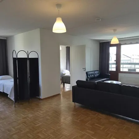 And Spacious For 8 With Sauna *